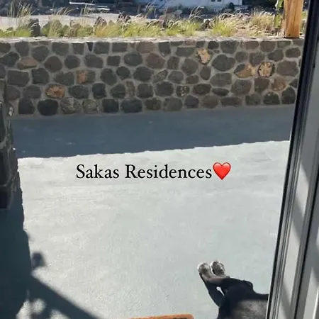 Sakas Residences * Karterádos