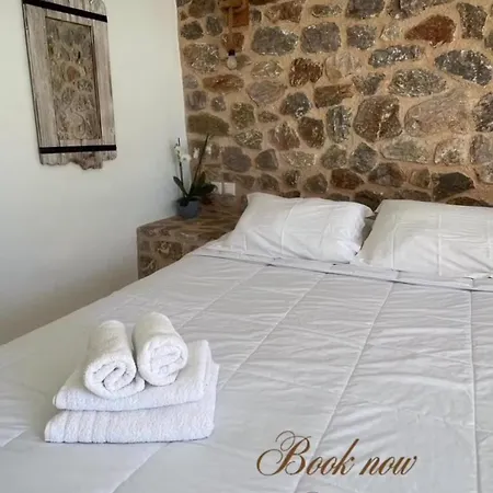Sakas Residences Karterádos