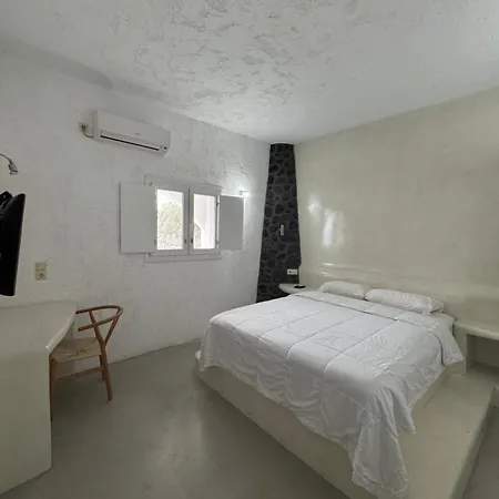 Sakas Residences * Karterádos